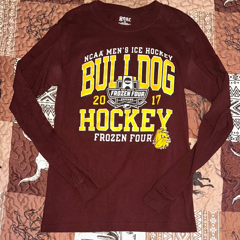 Gear Ncaa Mens Ice Hockey Bulldog Long Sleeve Shirt